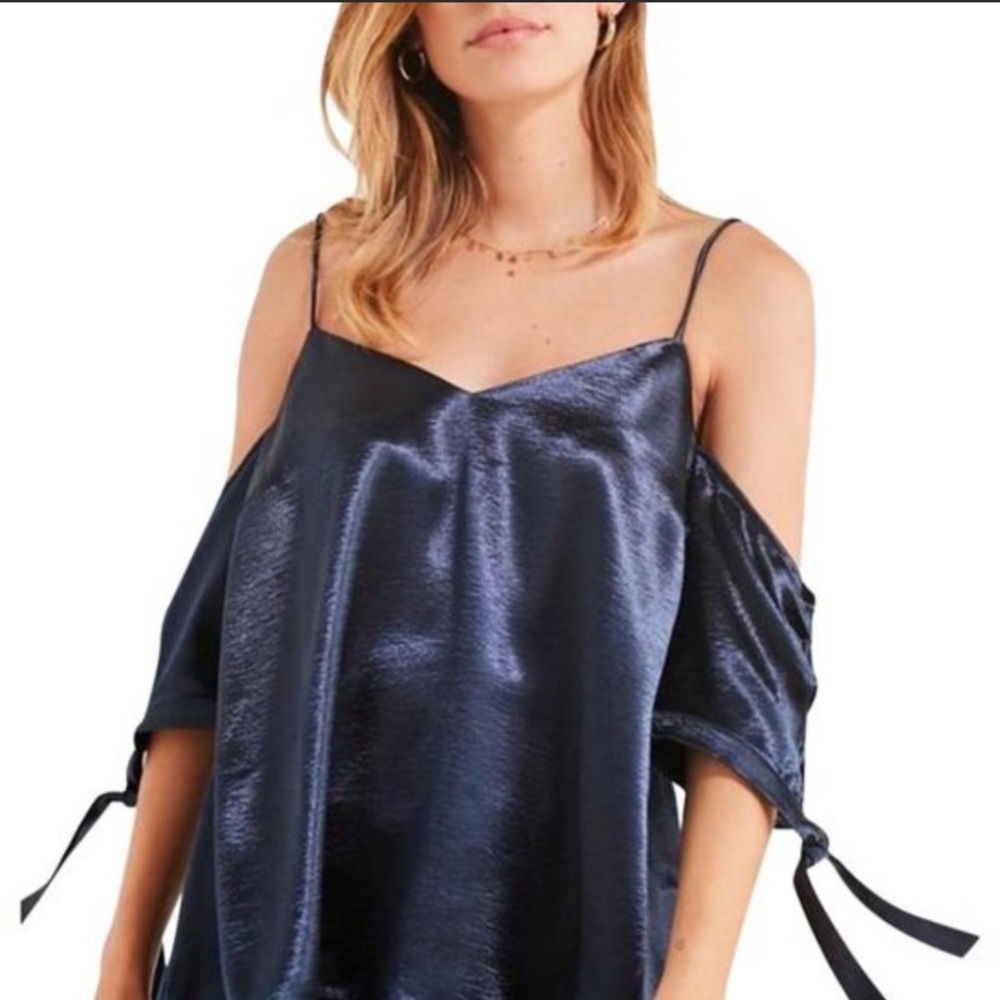 Urban Outfitters • Silence + Noise NWT Luxe Shiny Cold Shoulder Tie Blouse